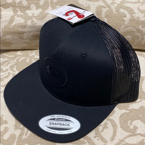 Quicksilver SnapBack Hat - Picture 2 of 5